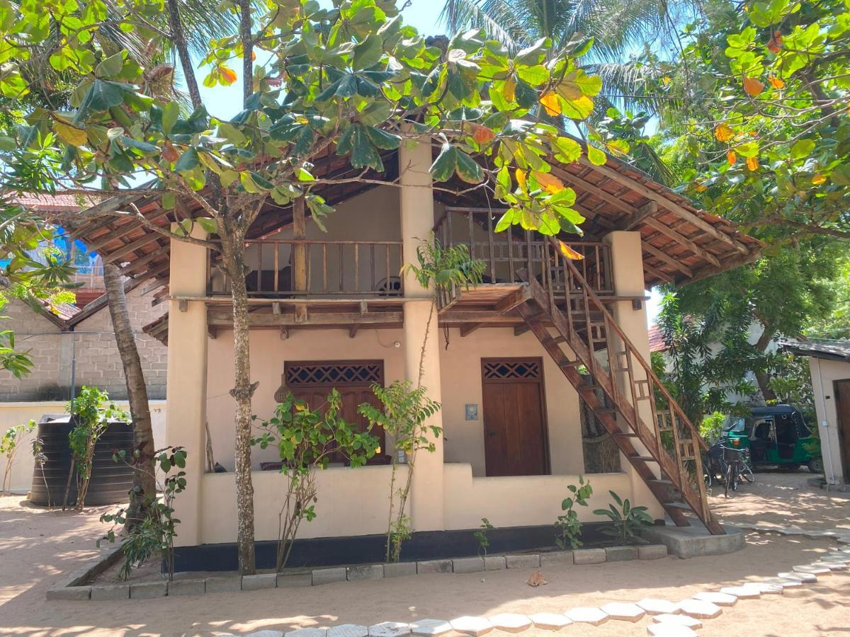 Watermusic Arugam Bay Hotel Екстериор снимка