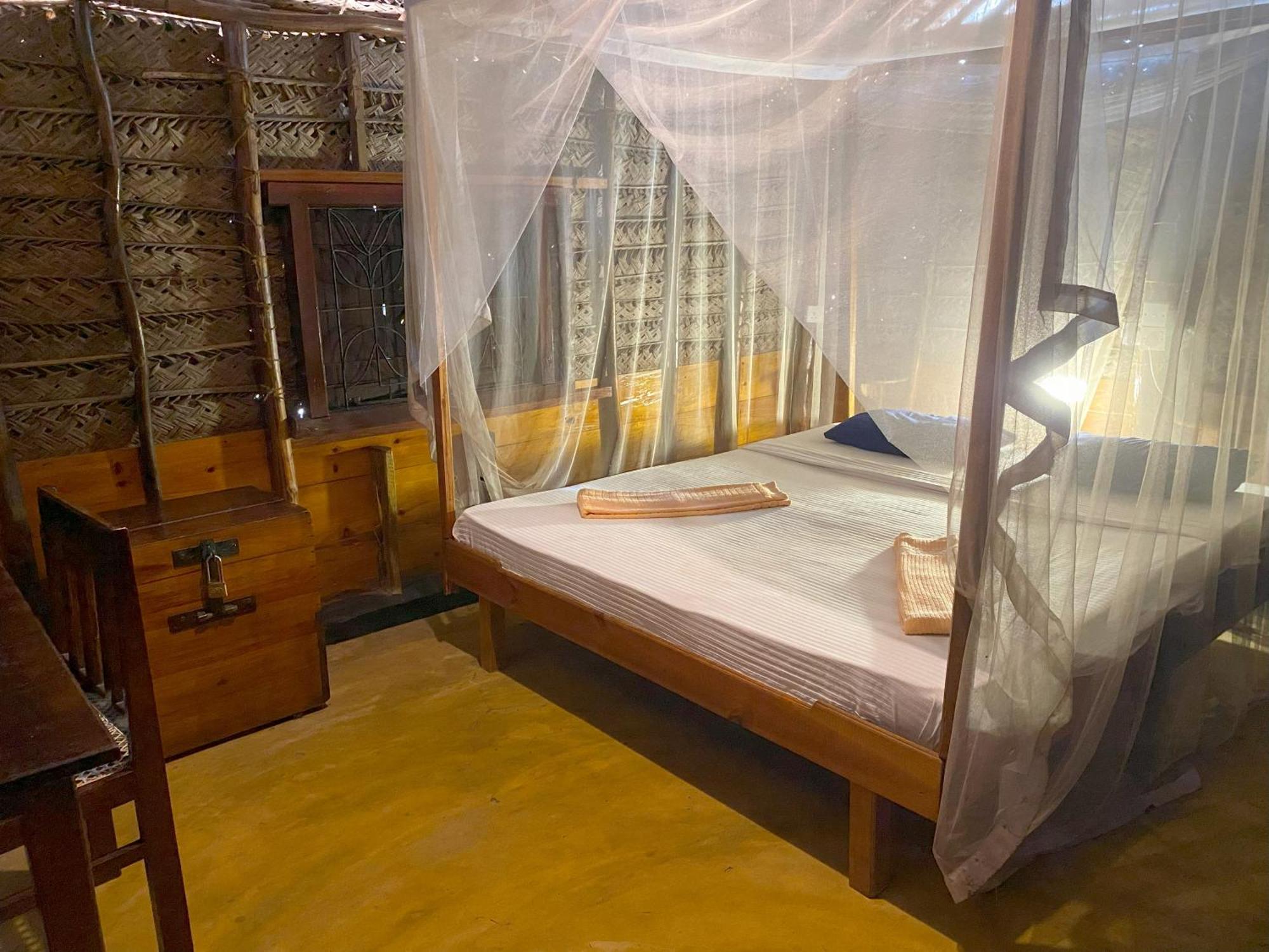 Watermusic Arugam Bay Hotel Екстериор снимка